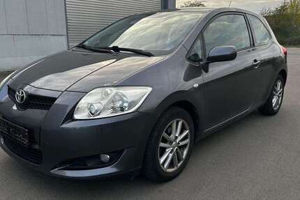 Toyota Auris 210.730 km 2.390 &euro; Bad Kreuznach 55543