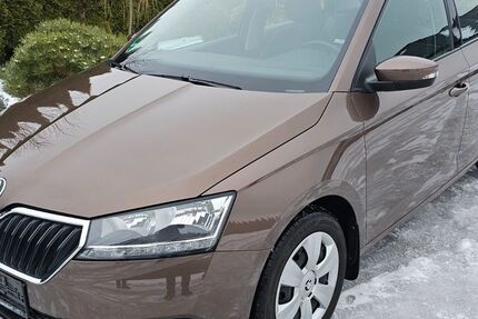 Skoda Fabia 34.200 km 12.960 &euro; Bad-Sassendorf 59505