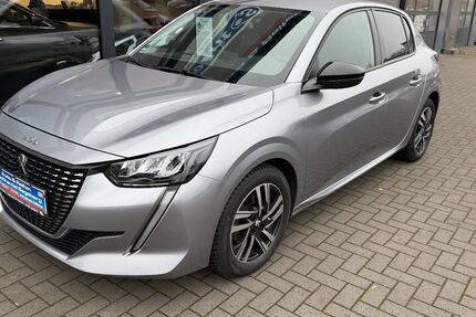 Peugeot 208 53.300 km 14.390 &euro; Bad Segeberg 23795