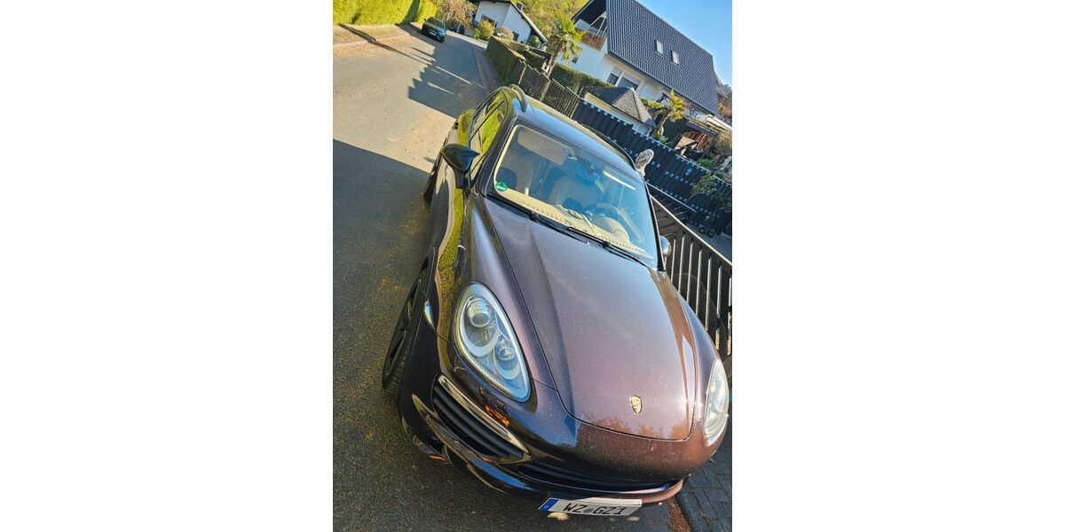 Porsche Cayenne 212.000 km 19.999 &euro; Leun 35638