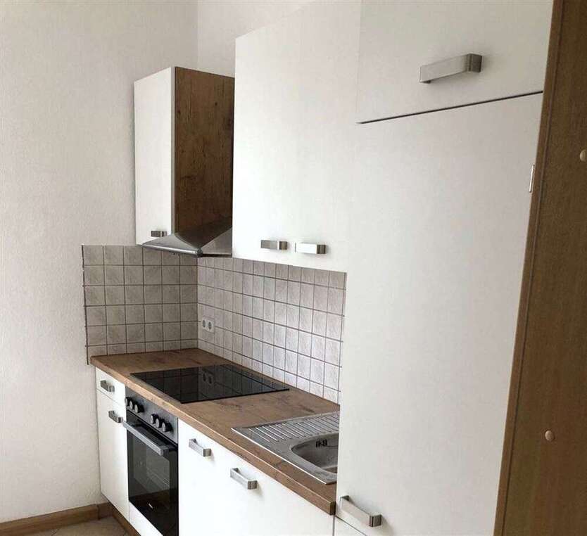 Wohnung zum Mieten in Zwickau 252 € 63 m²