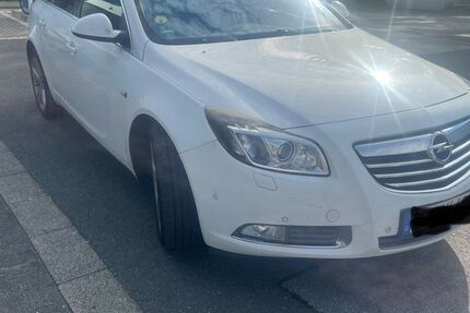 Opel Insignia 306.000 km 2.490 &euro; Paderborn 33104