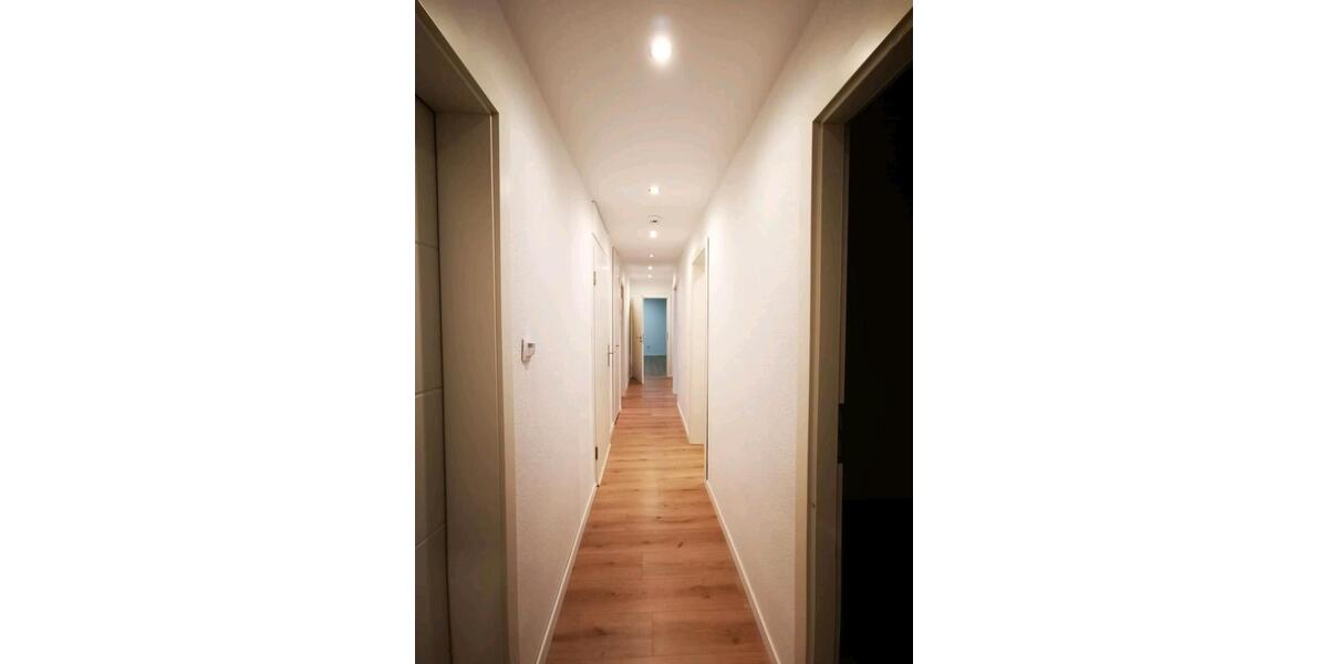 Etagenwohnung Bergrheinfeld - 4 Zimmer, 93 m&sup2;, 319.000&euro; | Angebot:26232021