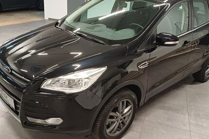 Ford Kuga 100.691 km 9.950 &euro; Bad Oeynhausen 32547
