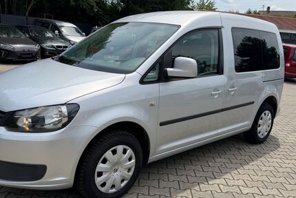 VW Caddy 140.500 km 8.990 &euro; Achstetten 88480