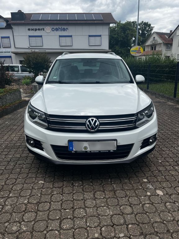 VW Tiguan 168.239 km 15.000 € Offenburg 77652