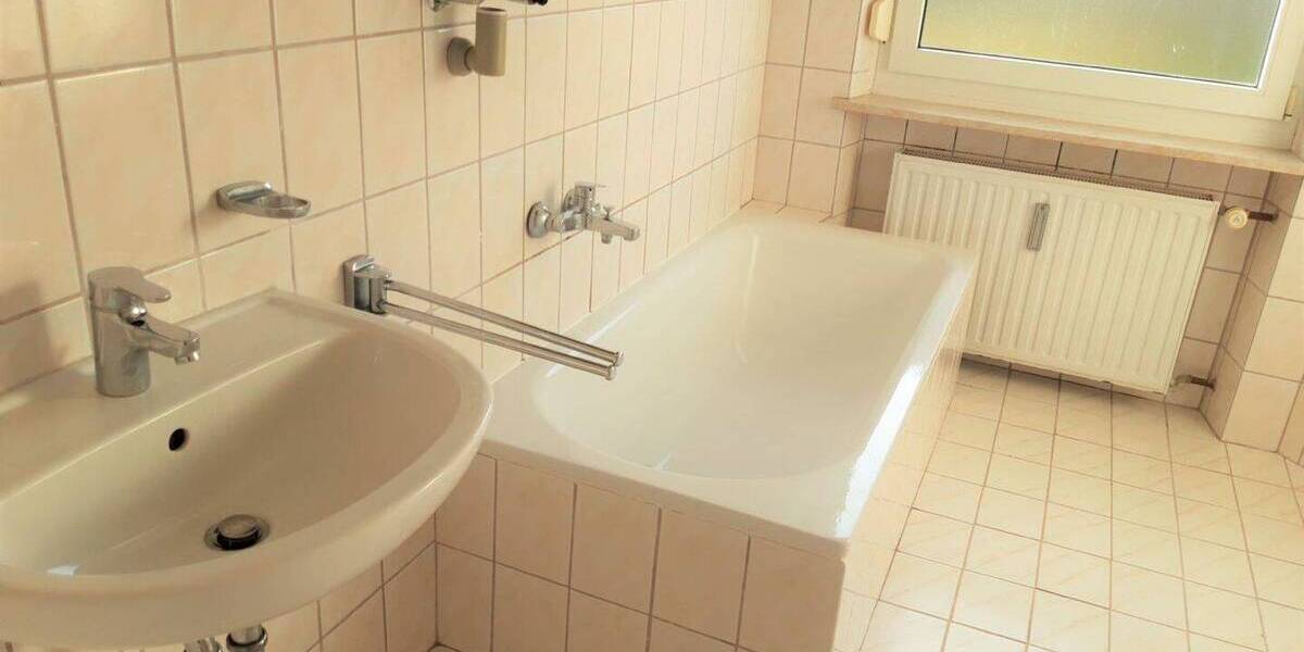 Etagenwohnung Amberg - 3 Zimmer, 94 m&sup2;, 790&euro; | Angebot:26450512