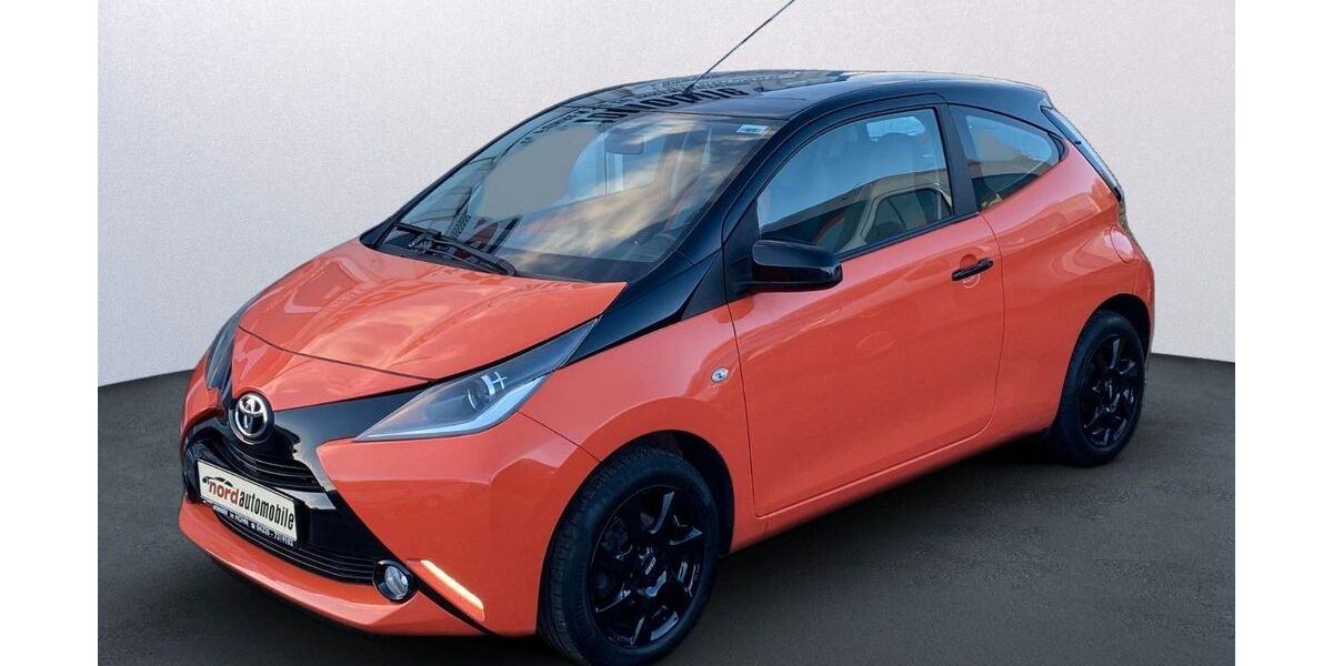 Toyota Aygo (X) 105.532 km 5.900 &euro; Hohn 24806