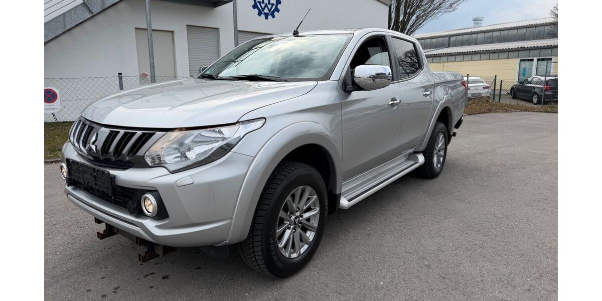 Mitsubishi L200 198.000 km 15.400 &euro; Ainring 83404