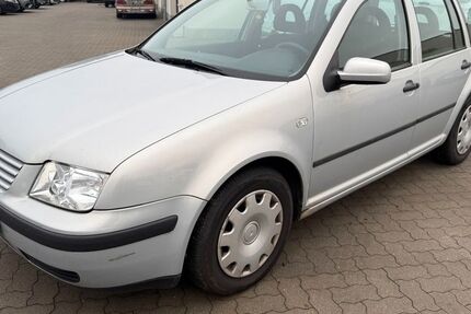 VW Bora 230.390 km 690 &euro; Geesthacht 21502