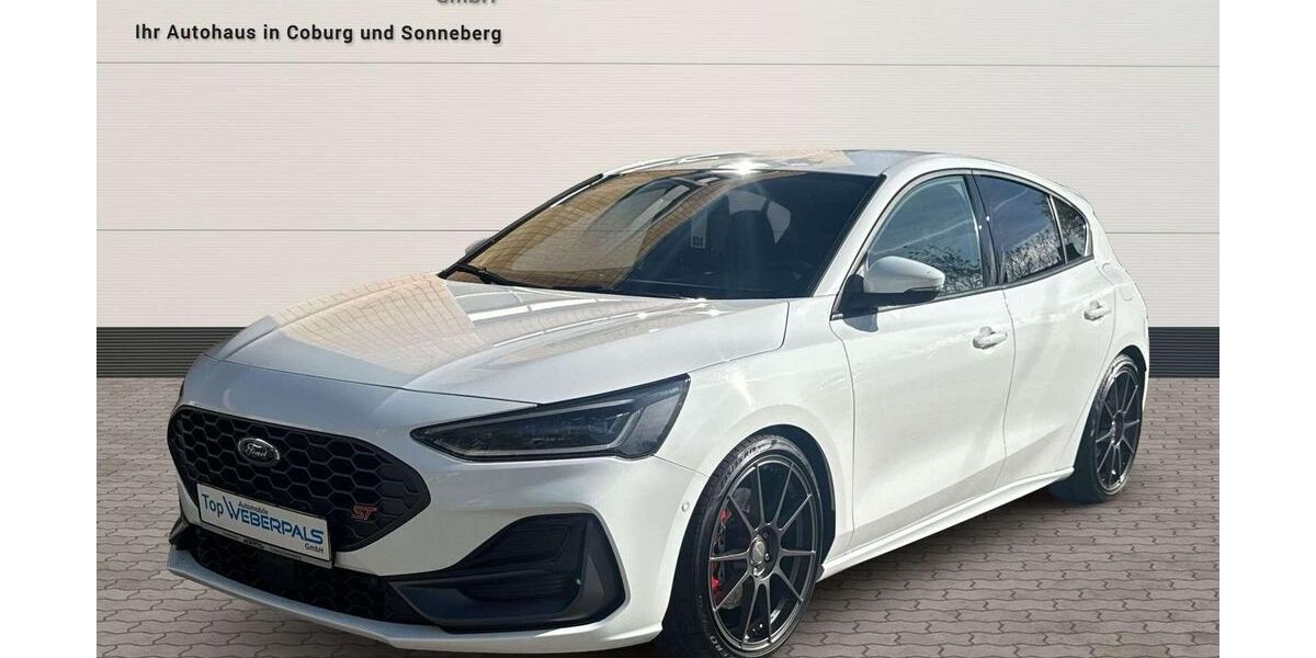 Ford Focus 16.800 km 30.900 &euro; Coburg 96450
