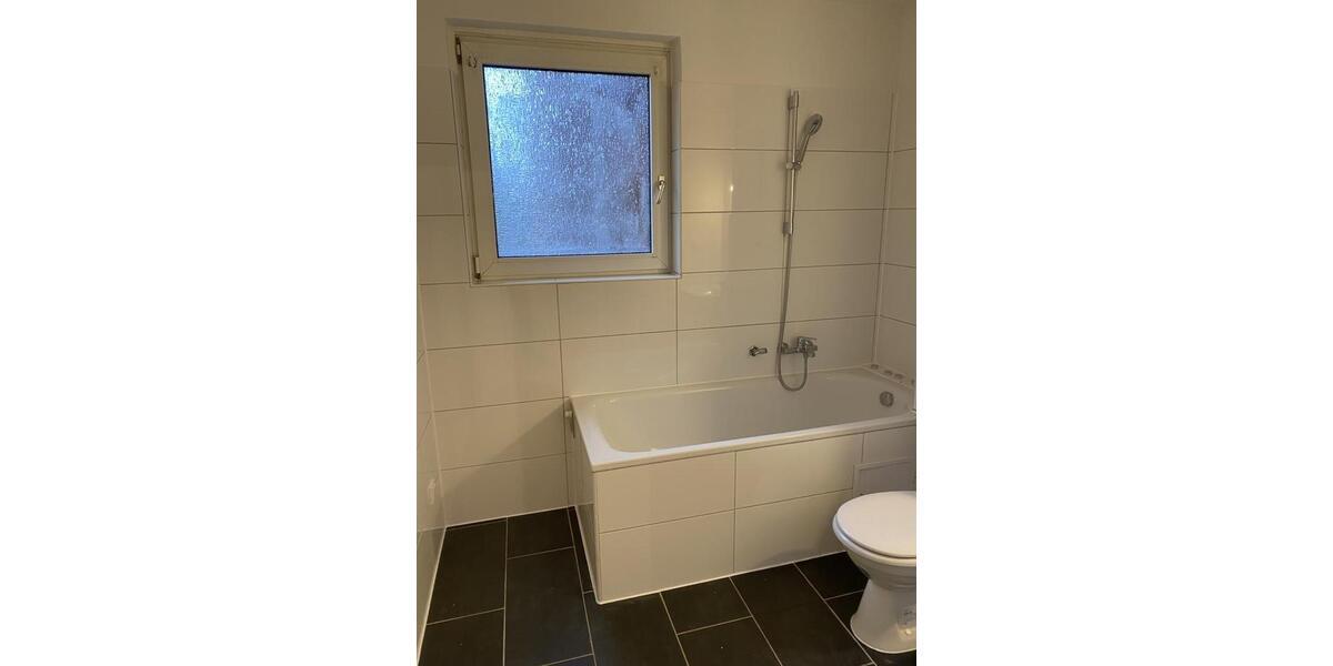 Etagenwohnung Velbert Velbert-Mitte - 3 Zimmer, 77 m&sup2;, 539&euro; | Angebot:24870839