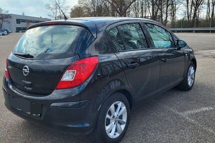 Opel Corsa 146.450 km 4.800 &euro; Haiterbach 72221
