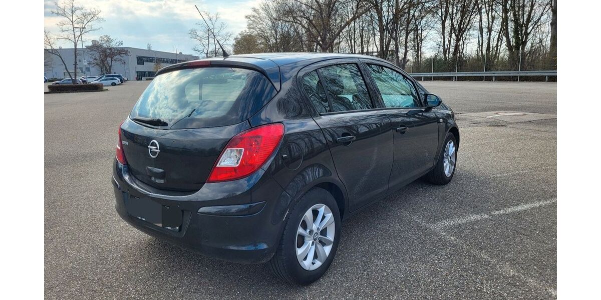 Opel Corsa 146.450 km 4.900 &euro; Haiterbach 72221
