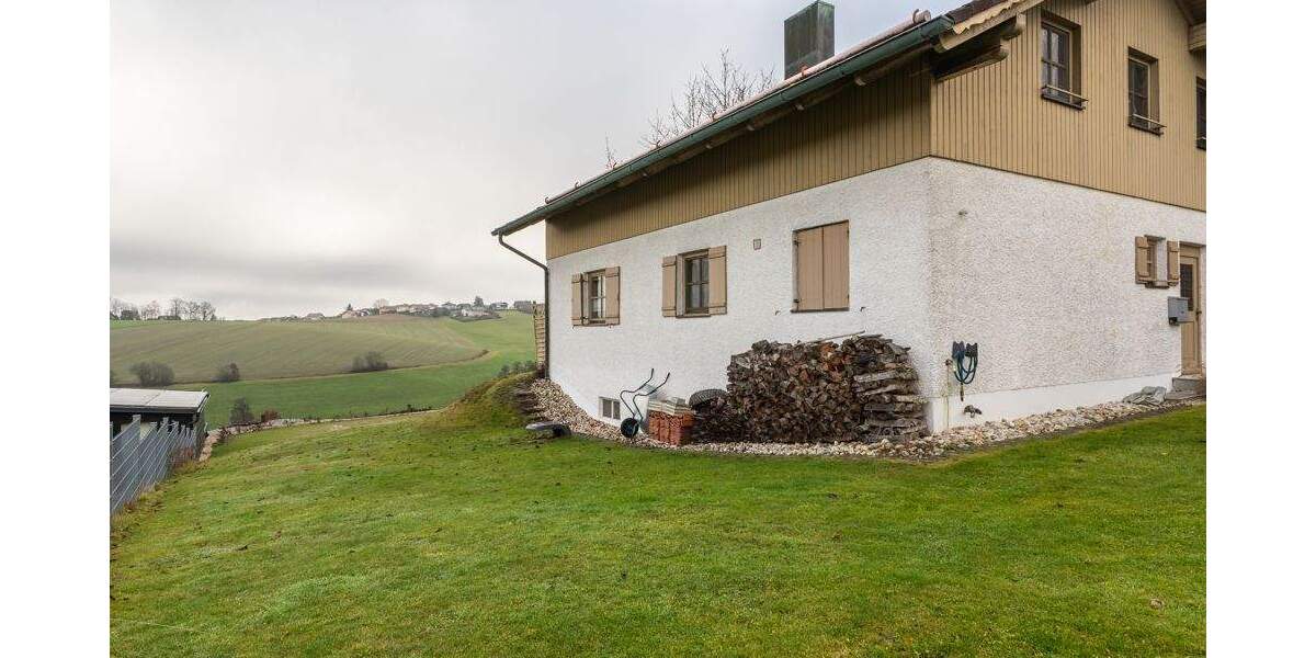 Einfamilienhaus Salzweg - 4 Zimmer, 150 m&sup2;, 350.000&euro; | Angebot:25749269