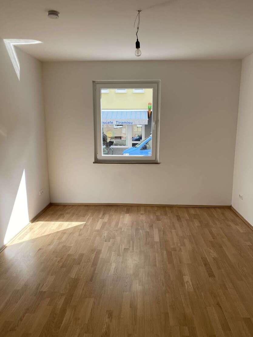 Wohnung zum Mieten in Neuss 390 € 30 m² 2 zimmer