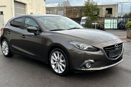 Mazda 3 169.500 km 7.490 &euro; Neuss 41460