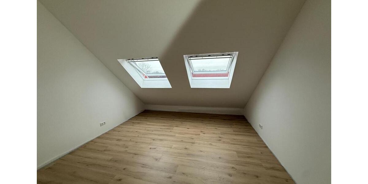 Dachgeschoßwohnung Südbrookmerland - 2 Zimmer, 75 m&sup2;, 880&euro; | Angebot:26268025