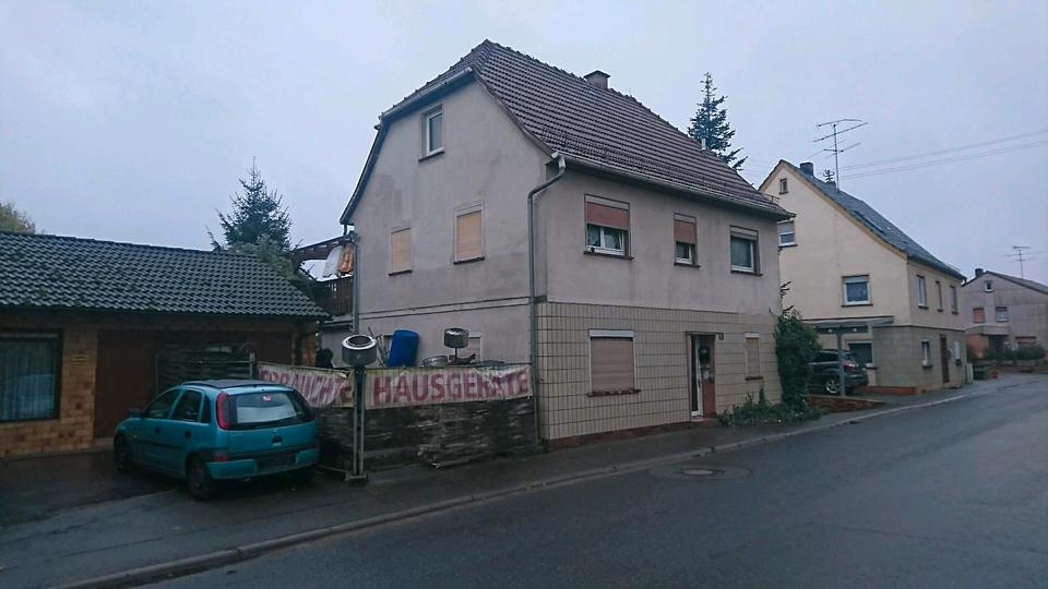 Einfamilienhaus Lichtenfels - 6 Zimmer, 200 m&sup2;, 180.000&euro; | Angebot:16401544