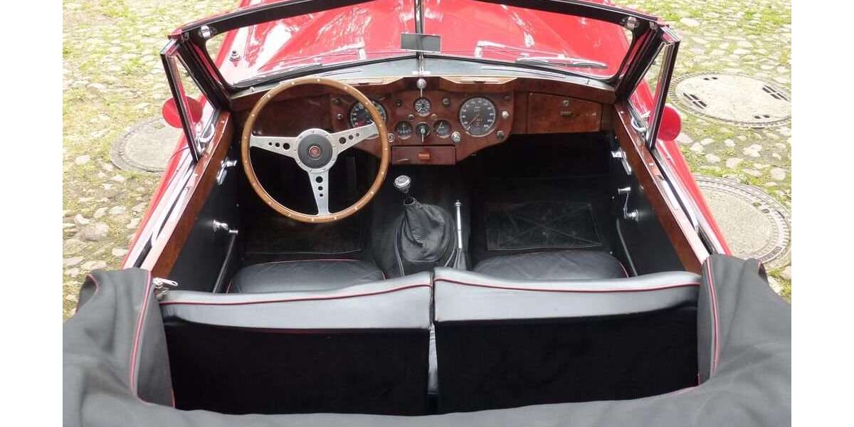 Jaguar XK 42.000 km 117.000 &euro; Gödenstorf - Lübberstedt 21376