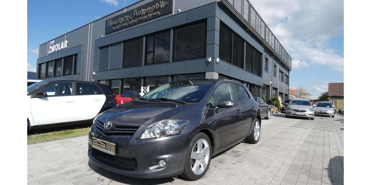 Toyota Auris 155.000 km 6.999 &euro; Neustadt an der Weinstraße 67433