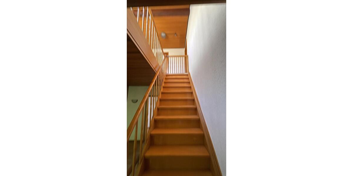 Einfamilienhaus Bad Berleburg - 7 Zimmer, 220 m&sup2;, 260.000&euro; | Angebot:27301282