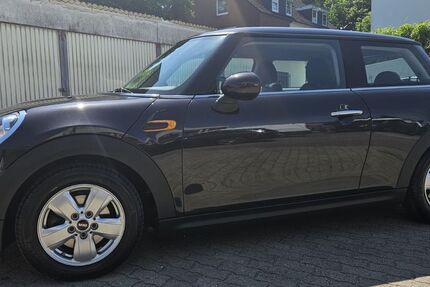 Mini ONE 82.000 km 8.995 &euro; Schönhorst 24220