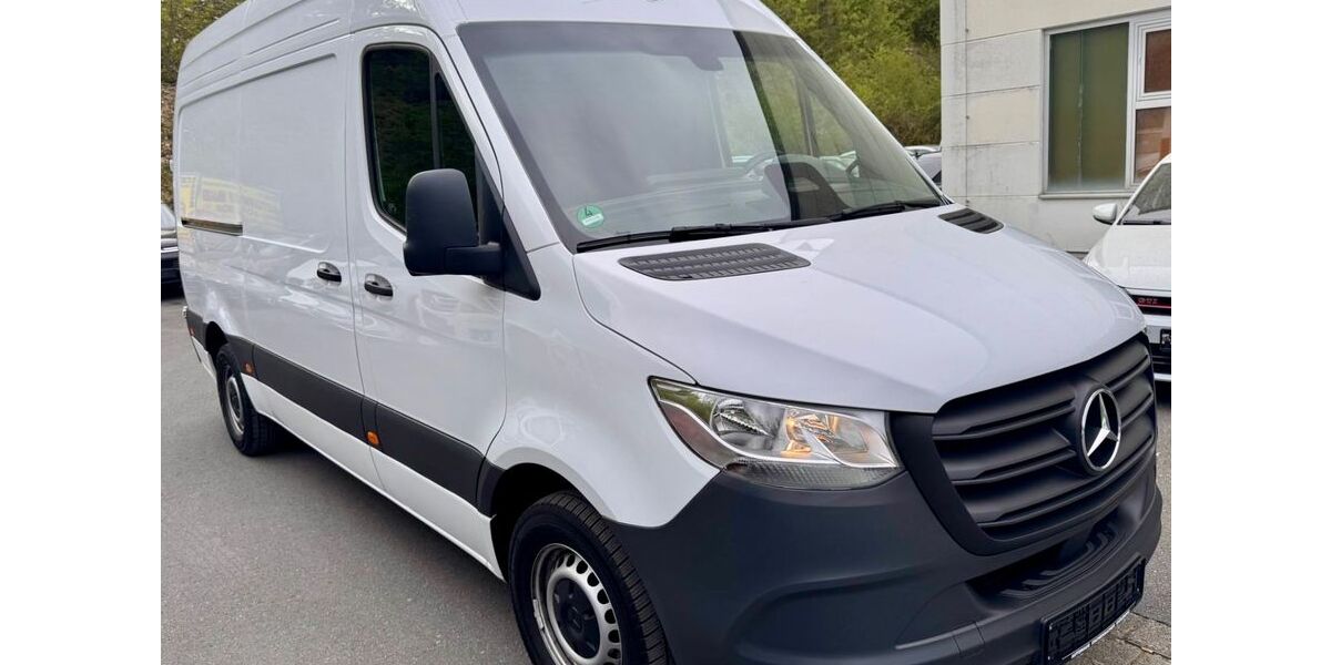 Mercedes-Benz Sprinter 49.000 km 38.490 &euro; Würzburg 97080