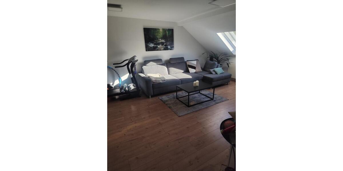 Dachgeschoßwohnung Waldbröl - 3 Zimmer, 80 m&sup2;, 650&euro; | Angebot:26424620