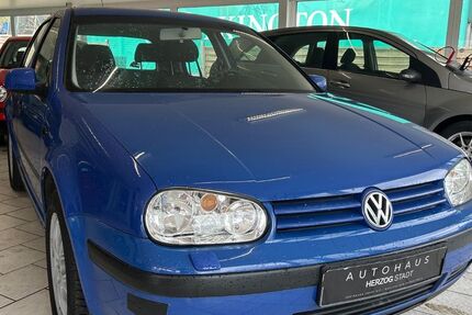 VW Golf 245.929 km 1.999 &euro; Mölln 23879