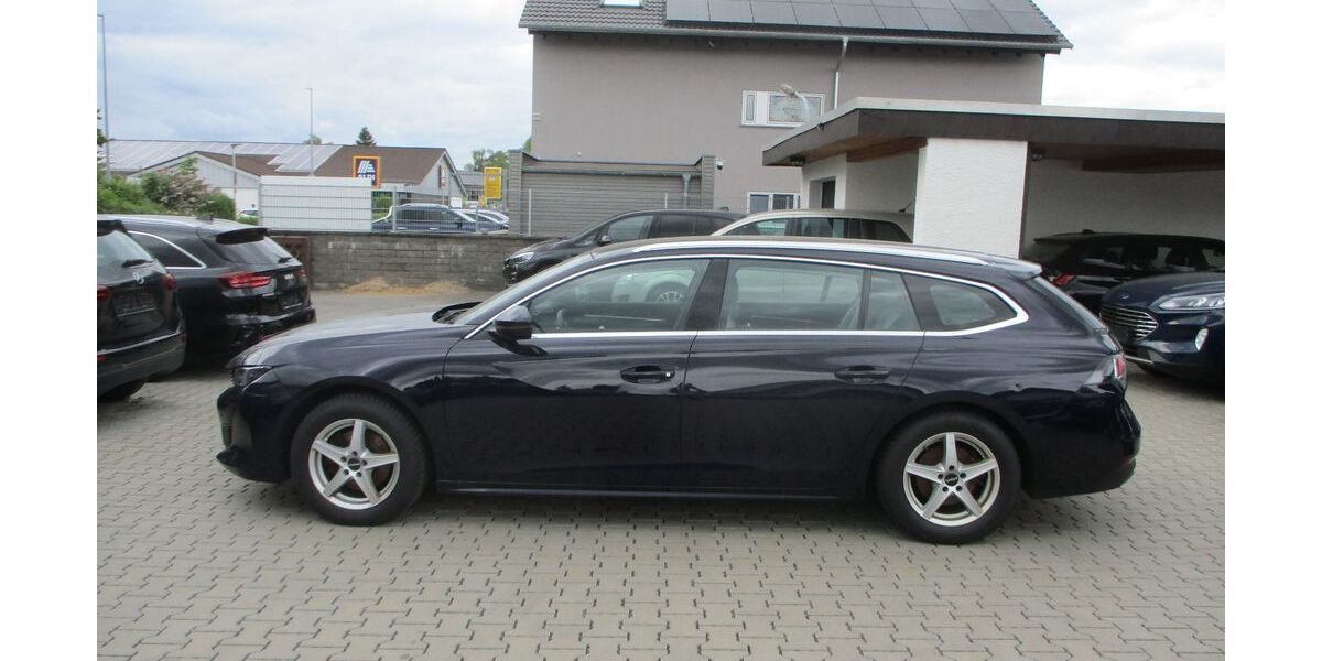 Peugeot 508 94.376 km 13.989 &euro; Babenhausen 64832