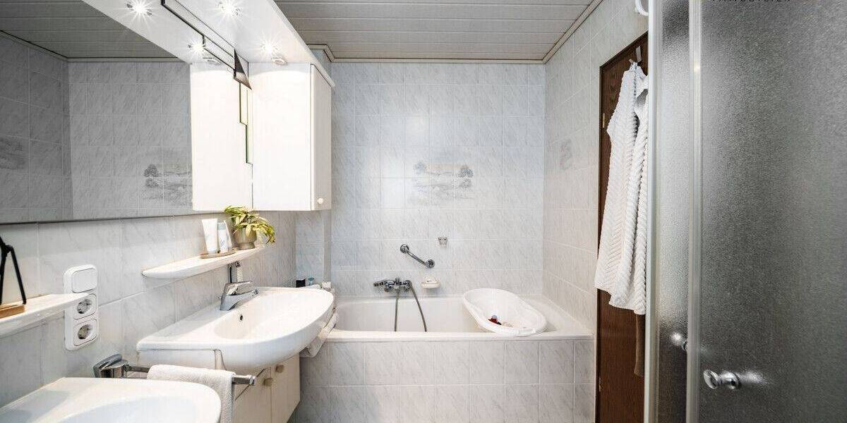 Mehrfamilienhaus, Wohnhaus Molbergen / Resthausen Resthausen - 7 Zimmer, 120 m&sup2;, 1.000&euro; | Angebot:23561795