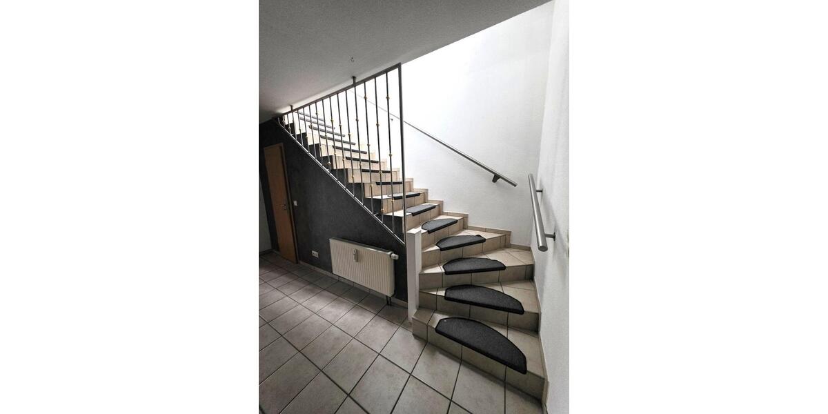 Maisonettenwohnung Swisttal - 3 Zimmer, 150 m&sup2;, 1.200&euro; | Angebot:25751670