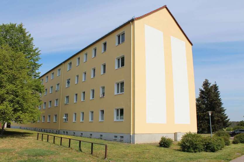 Wohnung zum Mieten in Ziesar 475 € 62 m²