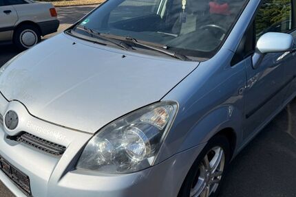 Toyota Corolla Verso 216.000 km 4.400 &euro; Heusweiler 66265