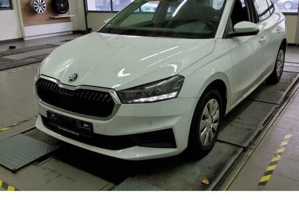 Skoda Fabia 28.609 km 18.550 &euro; Frankfurt 60326