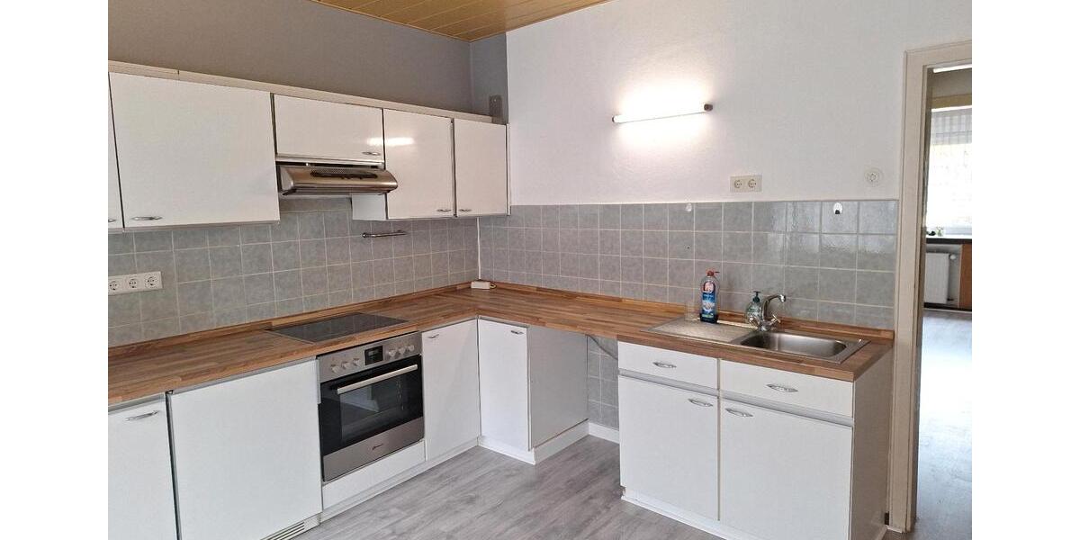 Etagenwohnung Uedem - 4 Zimmer, 100 m&sup2;, 1.180&euro; | Angebot:26382985