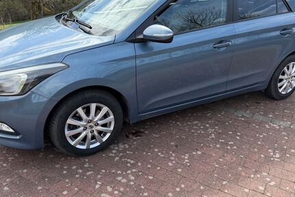 Hyundai i20 130.000 km 7.890 &euro; Mömbris 63776