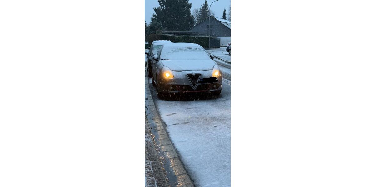 Alfa Romeo Giulietta 216.000 km 9.000 &euro; Duisburg 47198