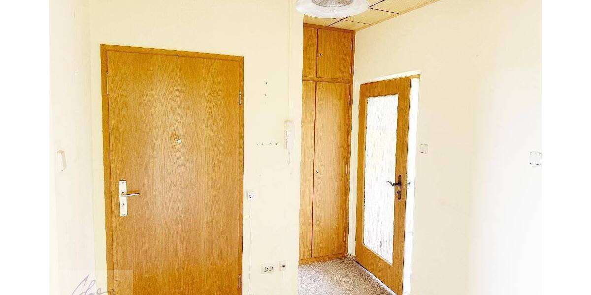 Etagenwohnung Zeithain - 3 Zimmer, 57 m&sup2;, 23.000&euro; | Angebot:26904035