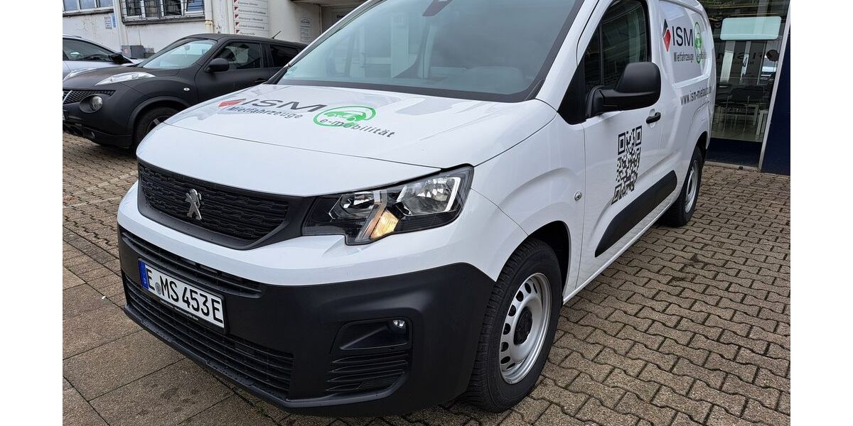 Peugeot Partner 3.555 km 24.890 € Essen 45307