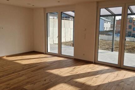 Neue Helle 2-Zimmerwohnung mit Terrasse, Buchen Hühnerberg 2 zimmer