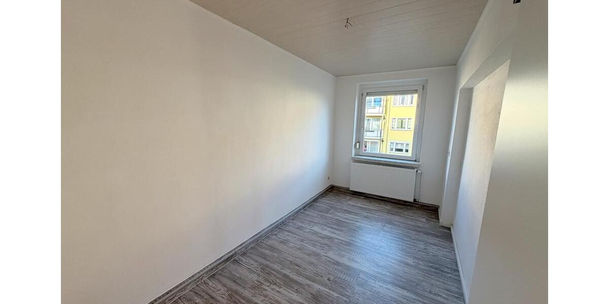 Etagenwohnung Oschersleben (Bode) - 3 Zimmer, 56 m&sup2;, 560&euro; | Angebot:26320935
