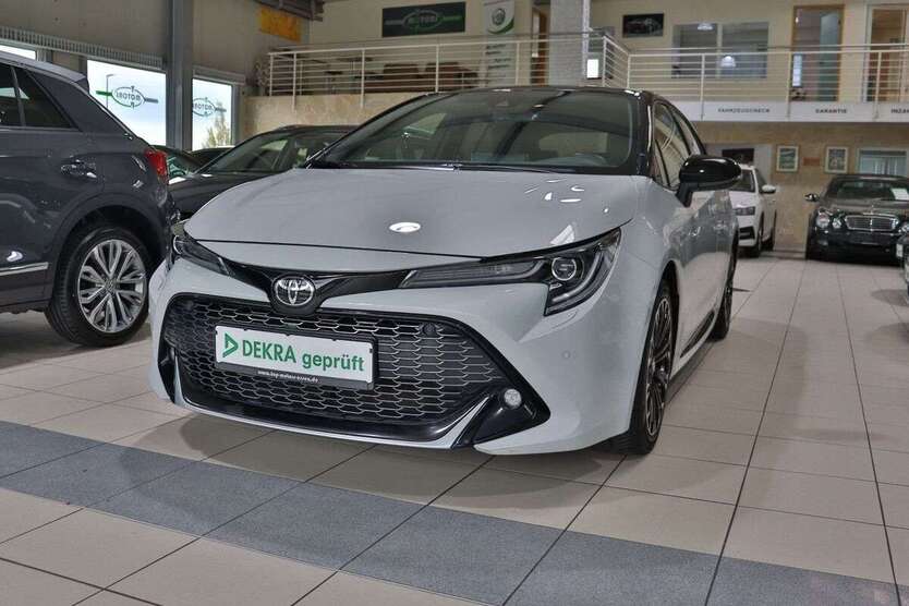 Toyota Corolla 69.854 km 22.980 € Essen 45326