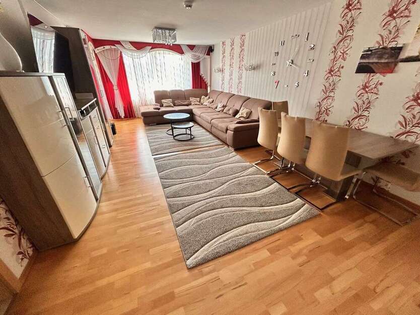 Wohnung zum Kaufen in Reutlingen 379.000 € 130 m²