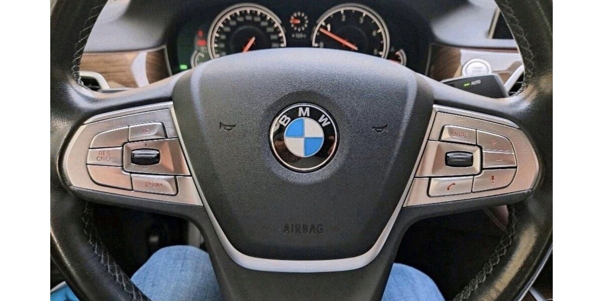 BMW 730 124.000 km 37.500 &euro; Lemgo 32657