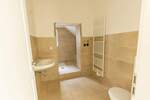 Helle 4-Zimmer-Wohnung mit kleinem Garten und Stellplatz – Erstbezug nach Sanierung
