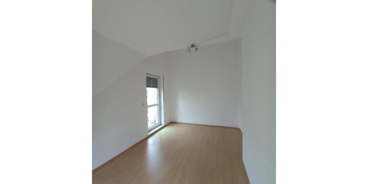 Dachgeschoßwohnung Trebur - 2 Zimmer, 60 m&sup2;, 198.000&euro; | Angebot:25069478