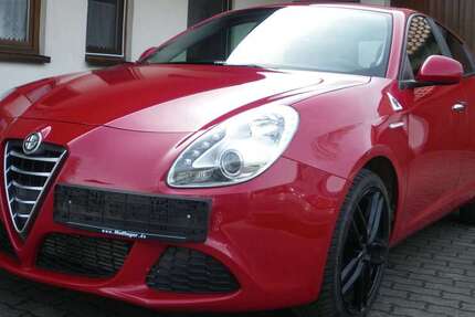 Alfa Romeo Giulietta 165.000 km 7.400 &euro; Berching 92334