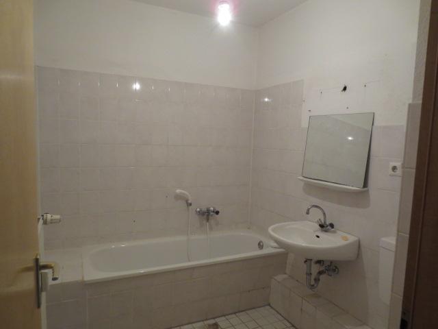 Dachgeschoßwohnung Herne Wanne-Bickern - 2.5 Zimmer, 51 m&sup2;, 379&euro; | Angebot:24979239